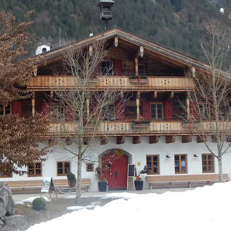 Grubhof Treetops アパート