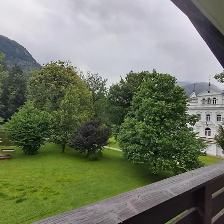 Grubhof Treetops Apartment Sankt Martin bei Lofer